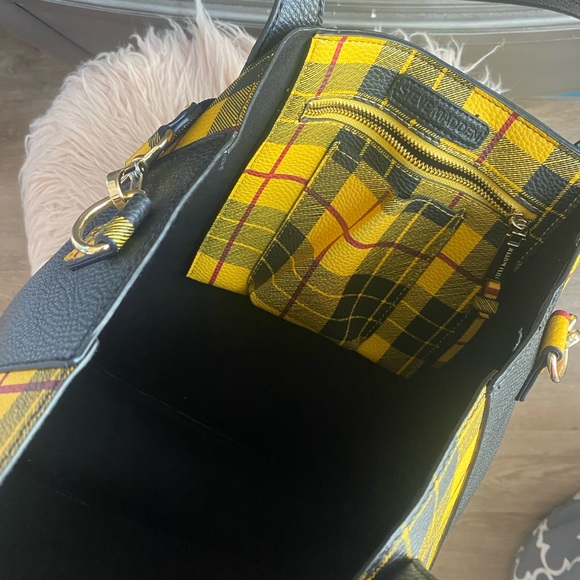 Steve Madden Tote - Cher Clueless Vibes Yellow Plaid Crossbody with Makeup bag! - Picture 9 of 9